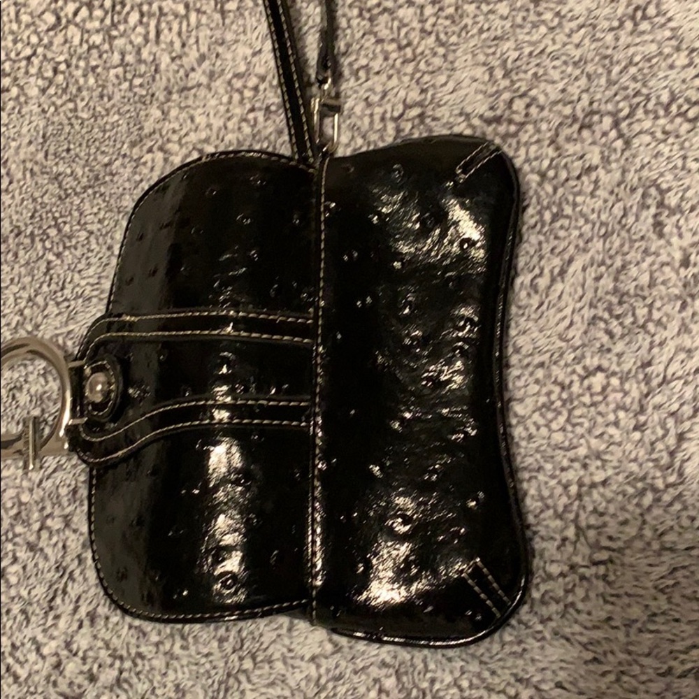 Guess wristlet ! - Picture 7 of 8